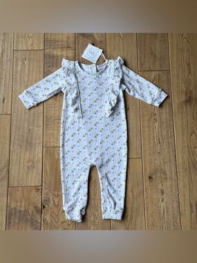 NEW Lila and Hayes Evelyn Angels Romper size 9-12 Months